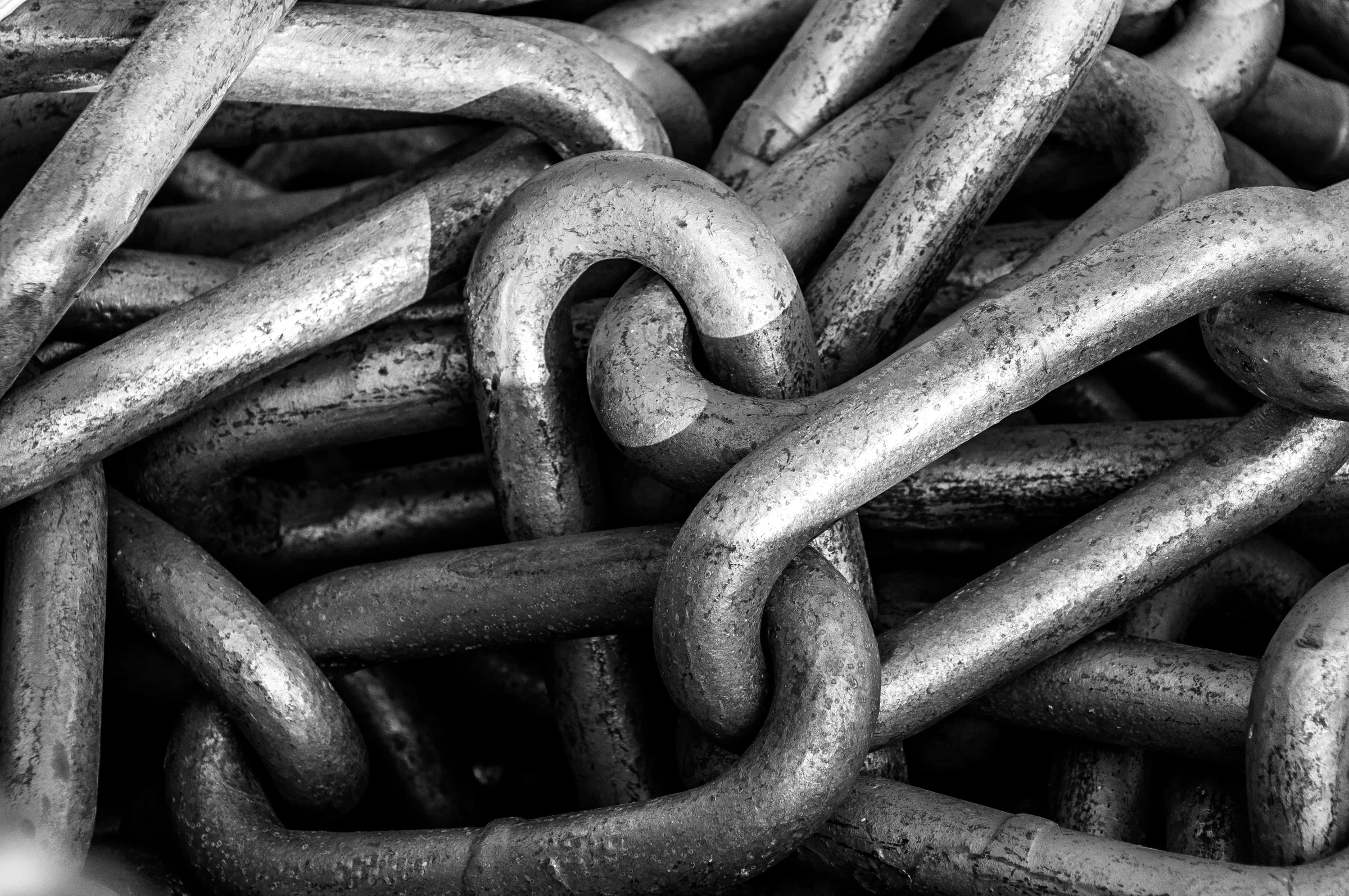 Interlocked chain links up close